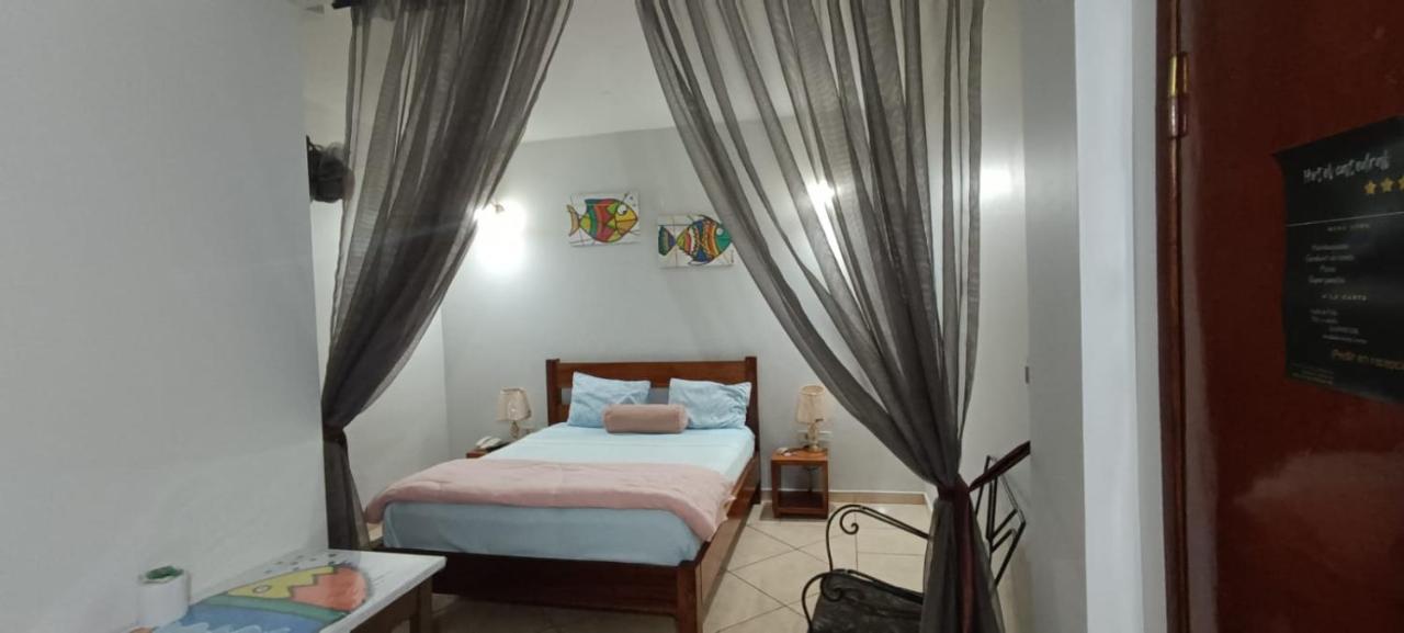 Hotel Catedral Ciudad del Este Eksteriør billede